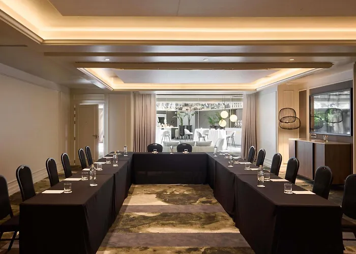 Sofitel Barcelona Skipper